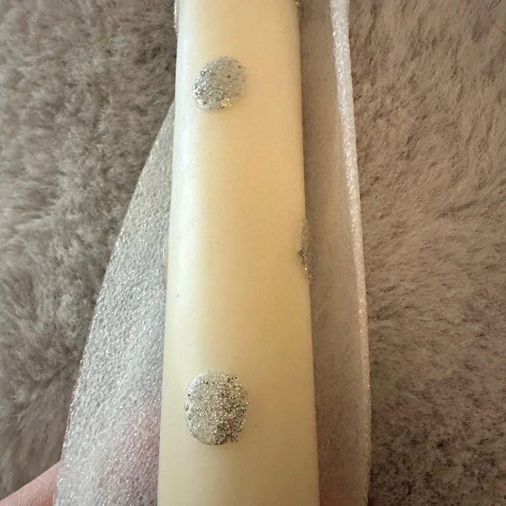 Et Al Designs polka dot glitter candlesticks‎ in white/silver. Set of 2.
